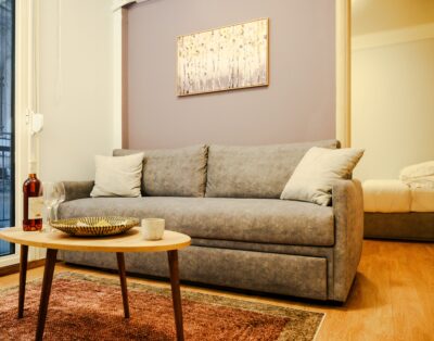 Modern Downtown Flat by GOLDENLAND